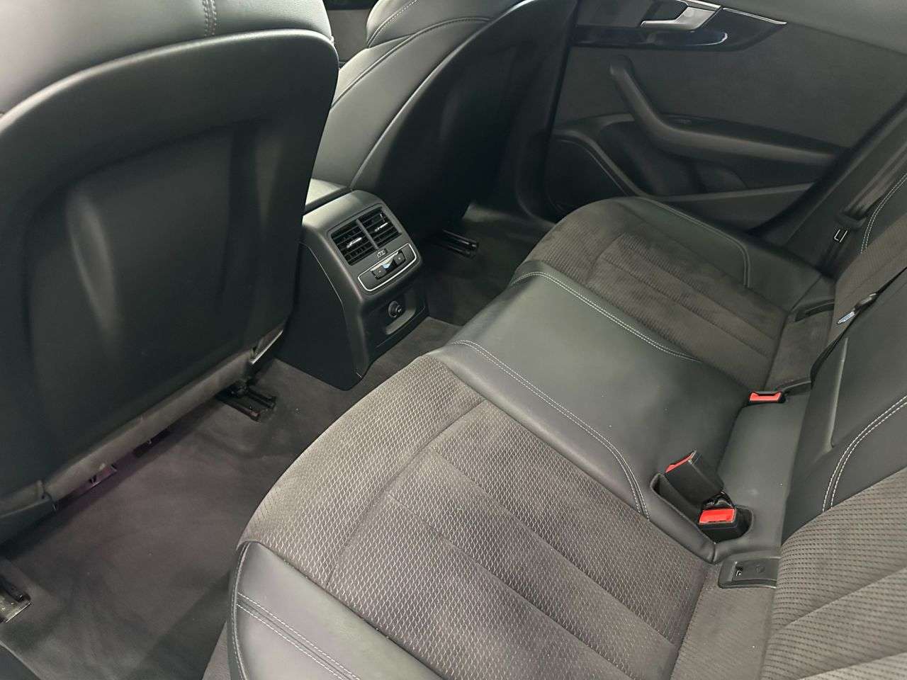 2019 AUDI A4 AVANT 2019 AUDI A4 AVANT