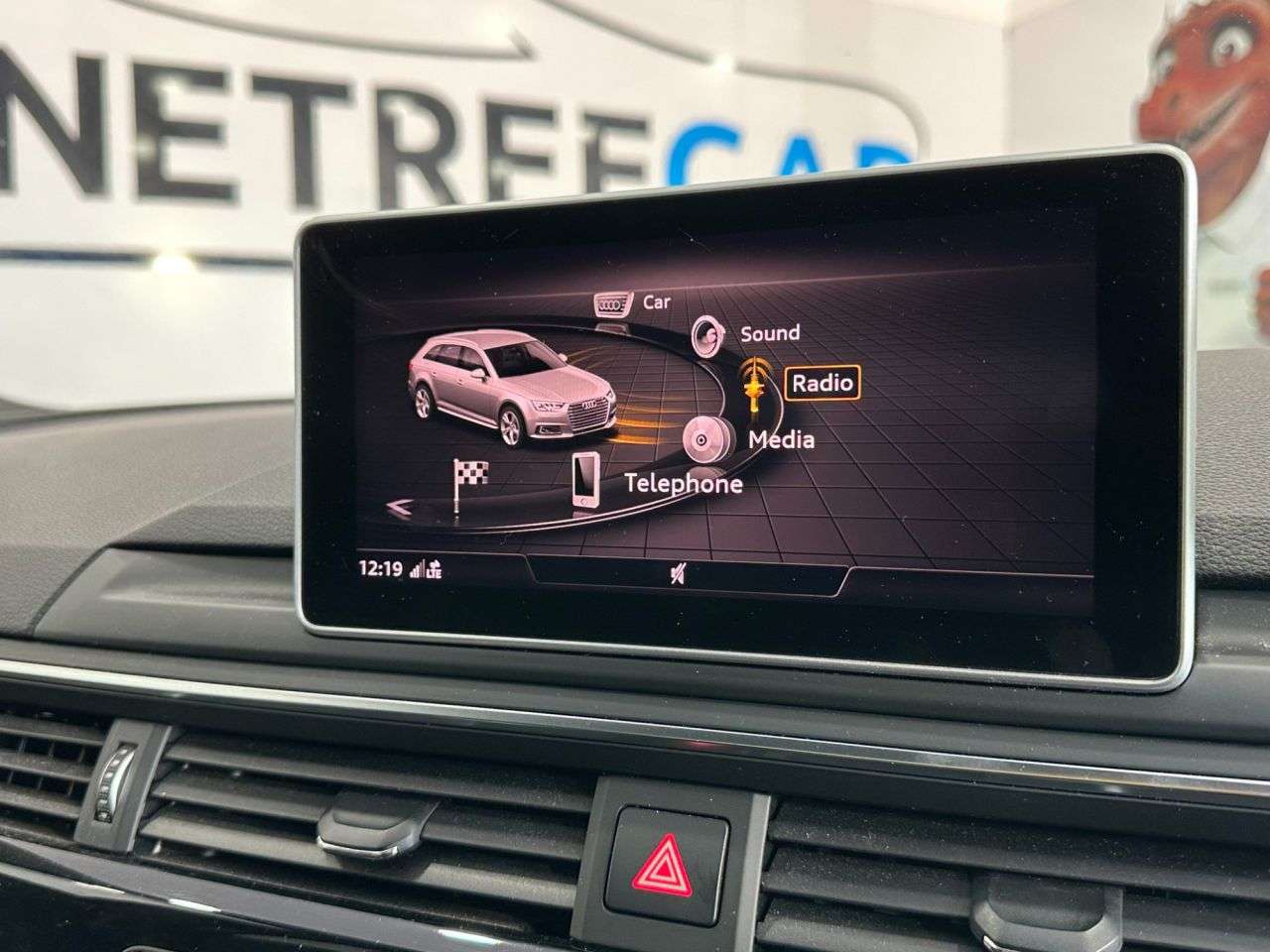 2019 AUDI A4 AVANT 2019 AUDI A4 AVANT