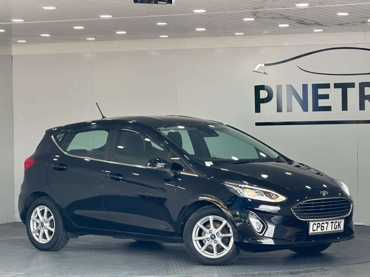 A 2017 FORD FIESTA 1.5 TDCi Zetec Hatchback 5dr Diesel Manual Euro 6 (s/s) (85 ps) A 2017 FORD FIESTA 1.5 TDCi Zetec Hatchback 5dr Diesel Manual Euro 6 (s/s) (85 ps)