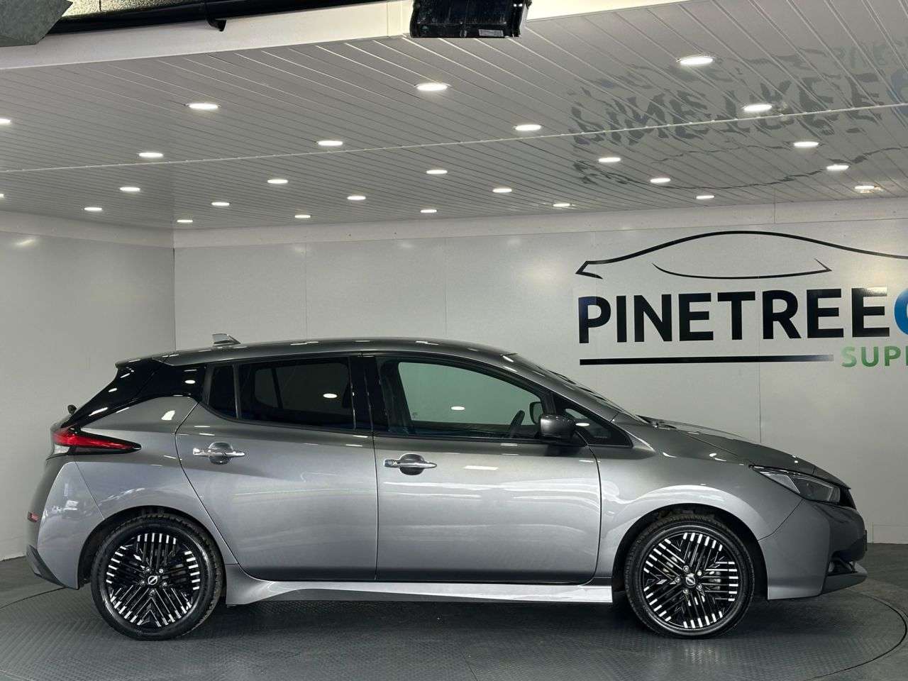2022 NISSAN LEAF 2022 NISSAN LEAF