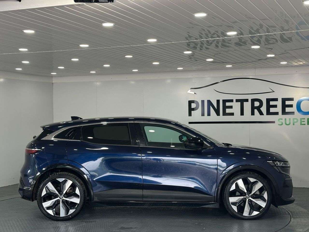 2023 RENAULT MEGANE E-TECH 2023 RENAULT MEGANE E-TECH