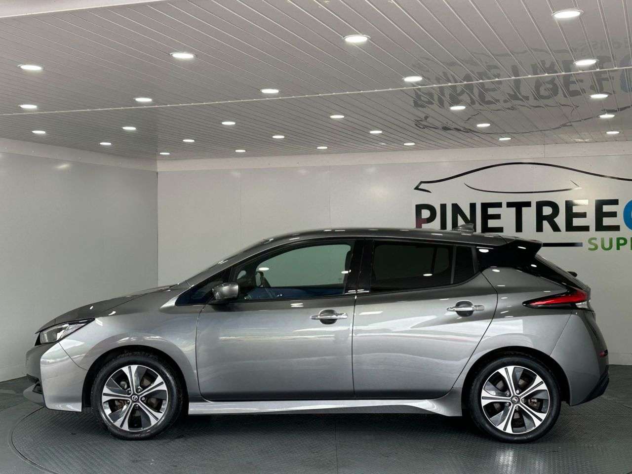 2022 NISSAN LEAF 2022 NISSAN LEAF