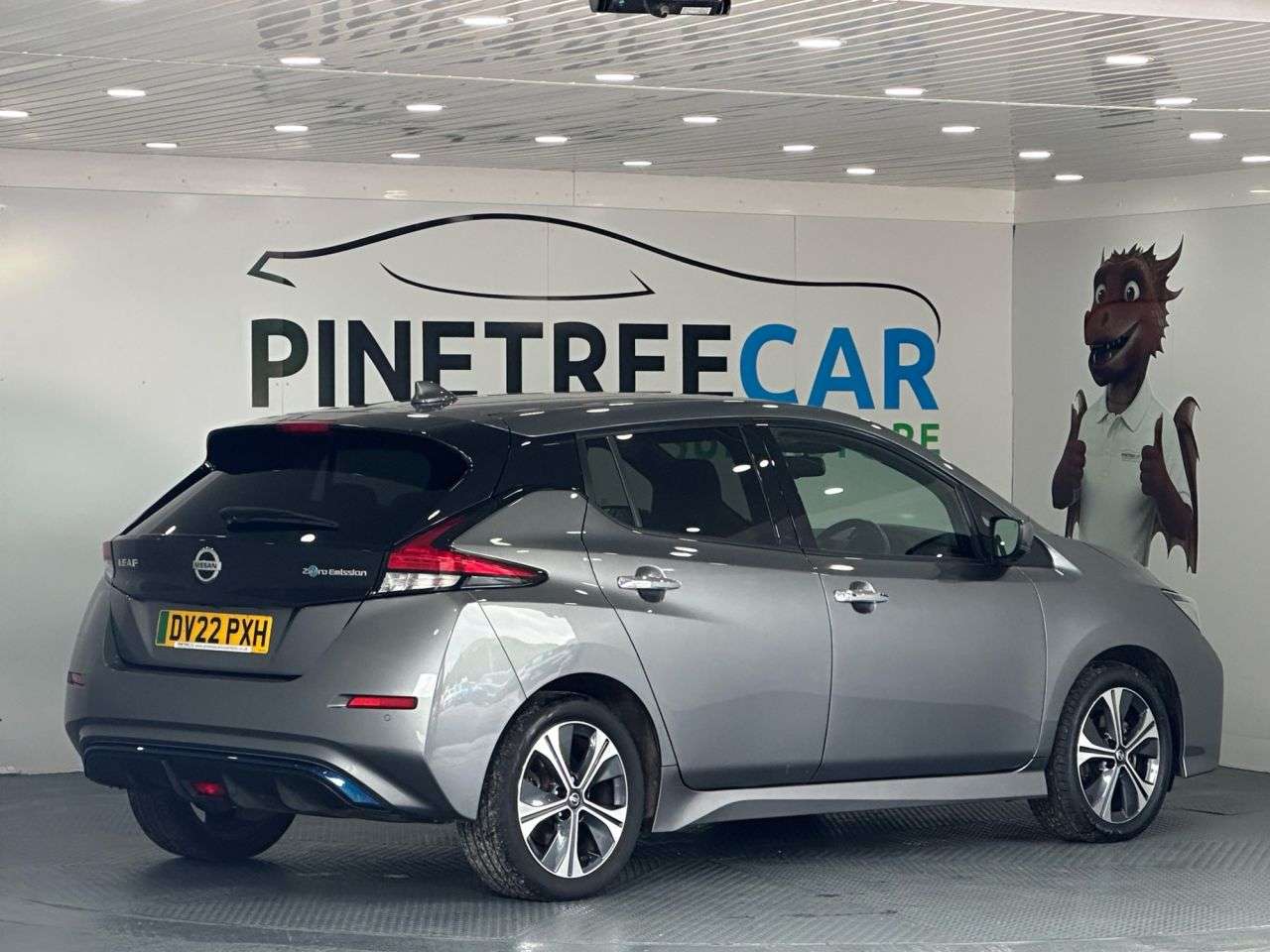 2022 NISSAN LEAF 2022 NISSAN LEAF