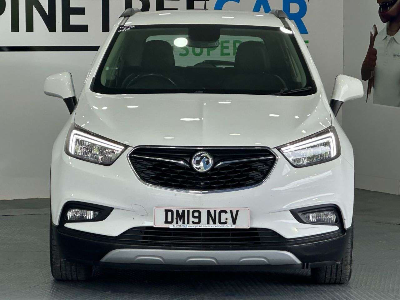 A 2019 VAUXHALL MOKKA X 1.4i Turbo ecoTEC Griffin SUV 5dr Petrol Manual Euro 6 (s/s) (140 ps) A 2019 VAUXHALL MOKKA X 1.4i Turbo ecoTEC Griffin SUV 5dr Petrol Manual Euro 6 (s/s) (140 ps)