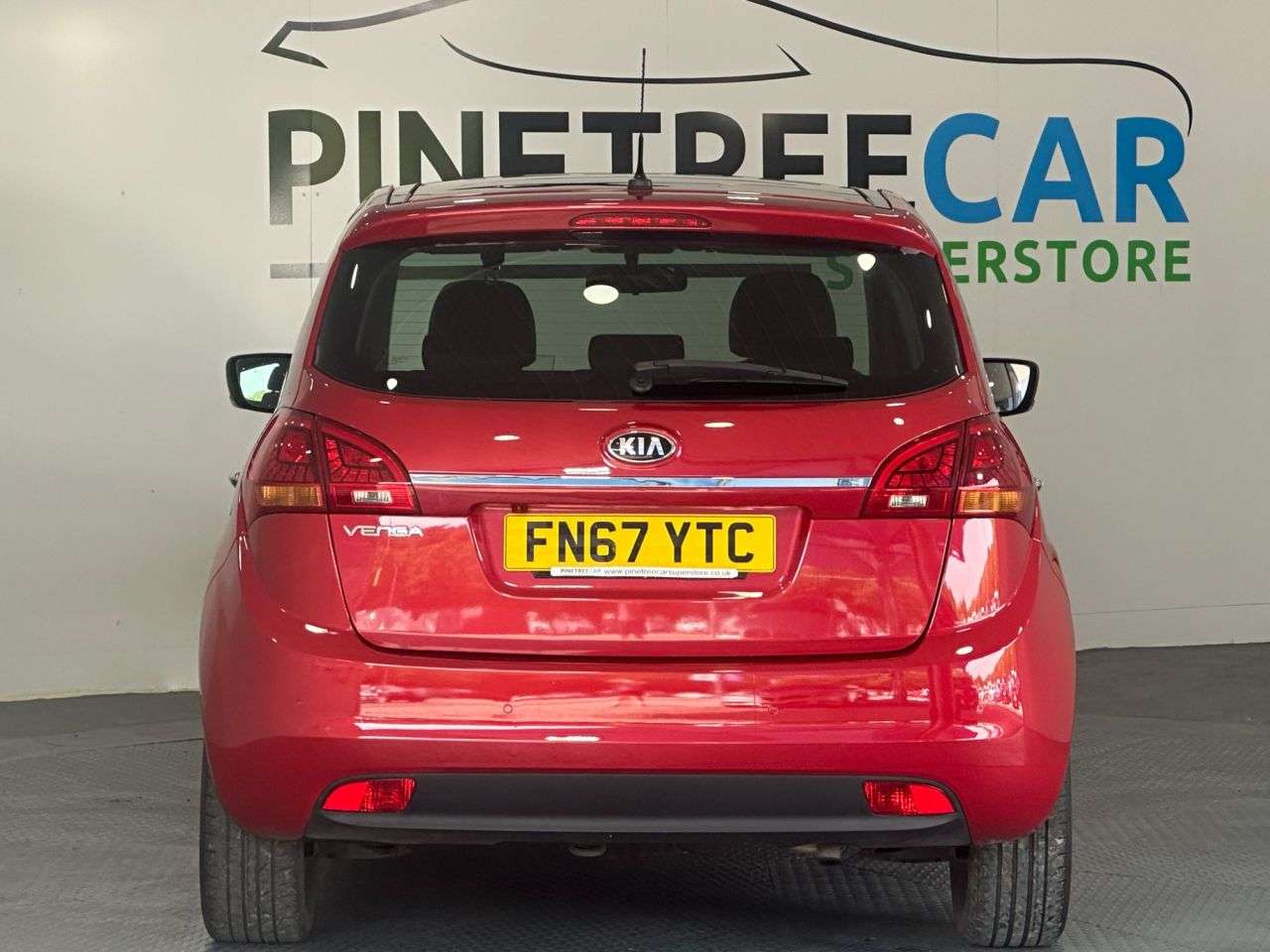 2017 KIA VENGA 2017 KIA VENGA