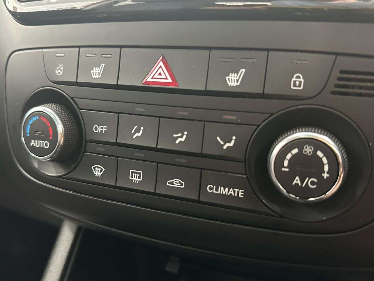 2017 KIA VENGA 2017 KIA VENGA
