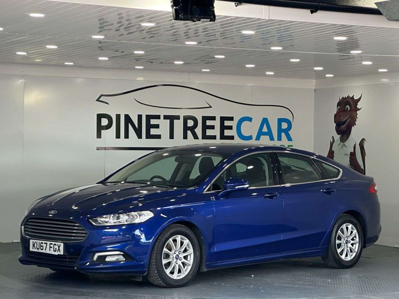 A 2017 FORD MONDEO 1.5 TDCi ECOnetic Zetec Hatchback 5dr Diesel Manual Euro 6 (s/s) (120 ps) A 2017 FORD MONDEO 1.5 TDCi ECOnetic Zetec Hatchback 5dr Diesel Manual Euro 6 (s/s) (120 ps)