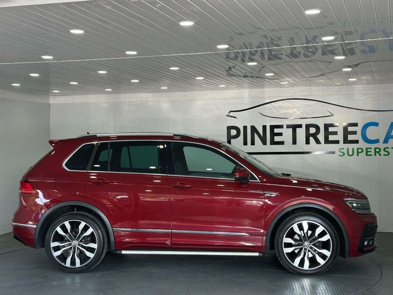 2018 VOLKSWAGEN TIGUAN 2018 VOLKSWAGEN TIGUAN