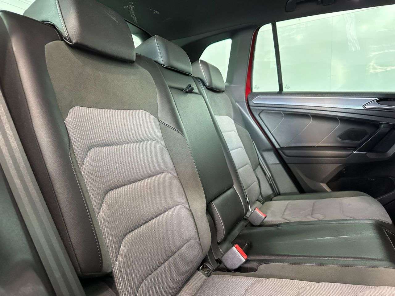 2018 VOLKSWAGEN TIGUAN 2018 VOLKSWAGEN TIGUAN
