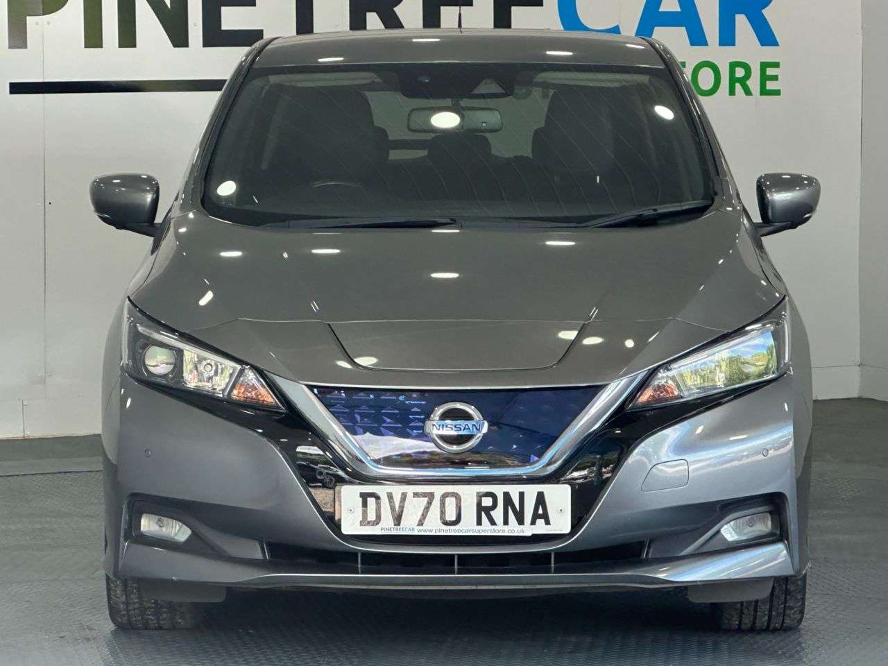 A 2020 NISSAN LEAF 40kWh N-Connecta Hatchback 5dr Electric Auto (150 ps) A 2020 NISSAN LEAF 40kWh N-Connecta Hatchback 5dr Electric Auto (150 ps)