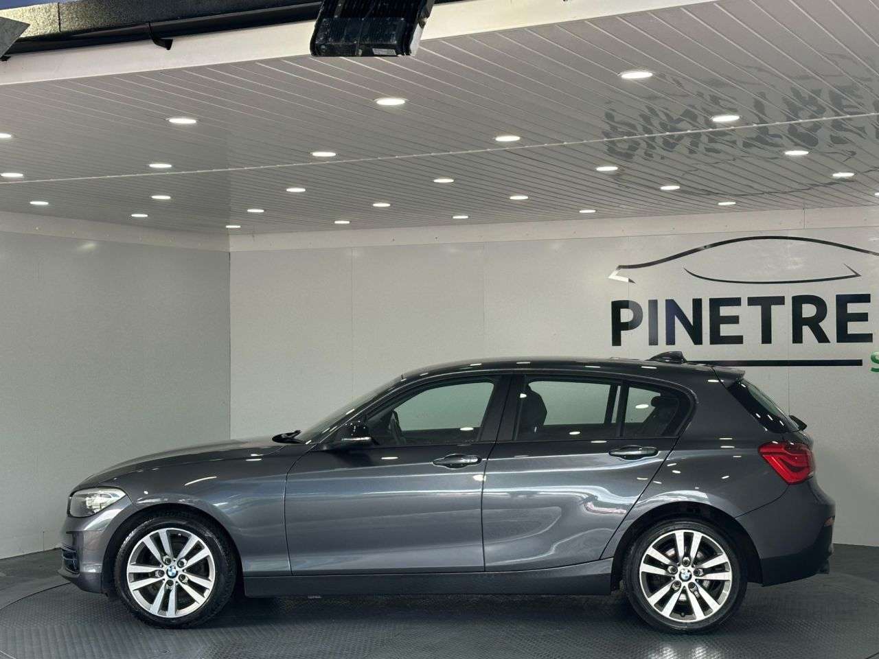 2019 BMW 1 SERIES 2019 BMW 1 SERIES