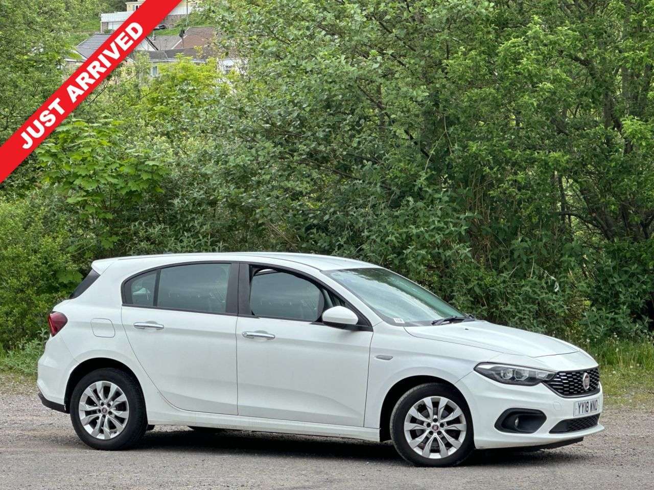 A 2018 FIAT TIPO 1.6 MultiJetII Easy Plus Hatchback 5dr Diesel Manual Euro 6 (s/s) (120 ps) A 2018 FIAT TIPO 1.6 MultiJetII Easy Plus Hatchback 5dr Diesel Manual Euro 6 (s/s) (120 ps)