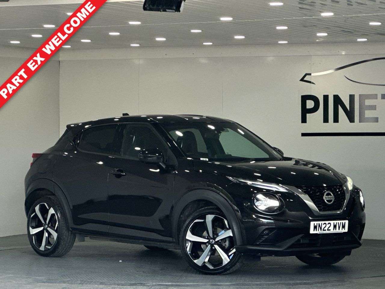 A 2022 NISSAN JUKE 1.0 DIG-T Tekna SUV 5dr Petrol DCT Auto Euro 6 (s/s) (114 ps) A 2022 NISSAN JUKE 1.0 DIG-T Tekna SUV 5dr Petrol DCT Auto Euro 6 (s/s) (114 ps)