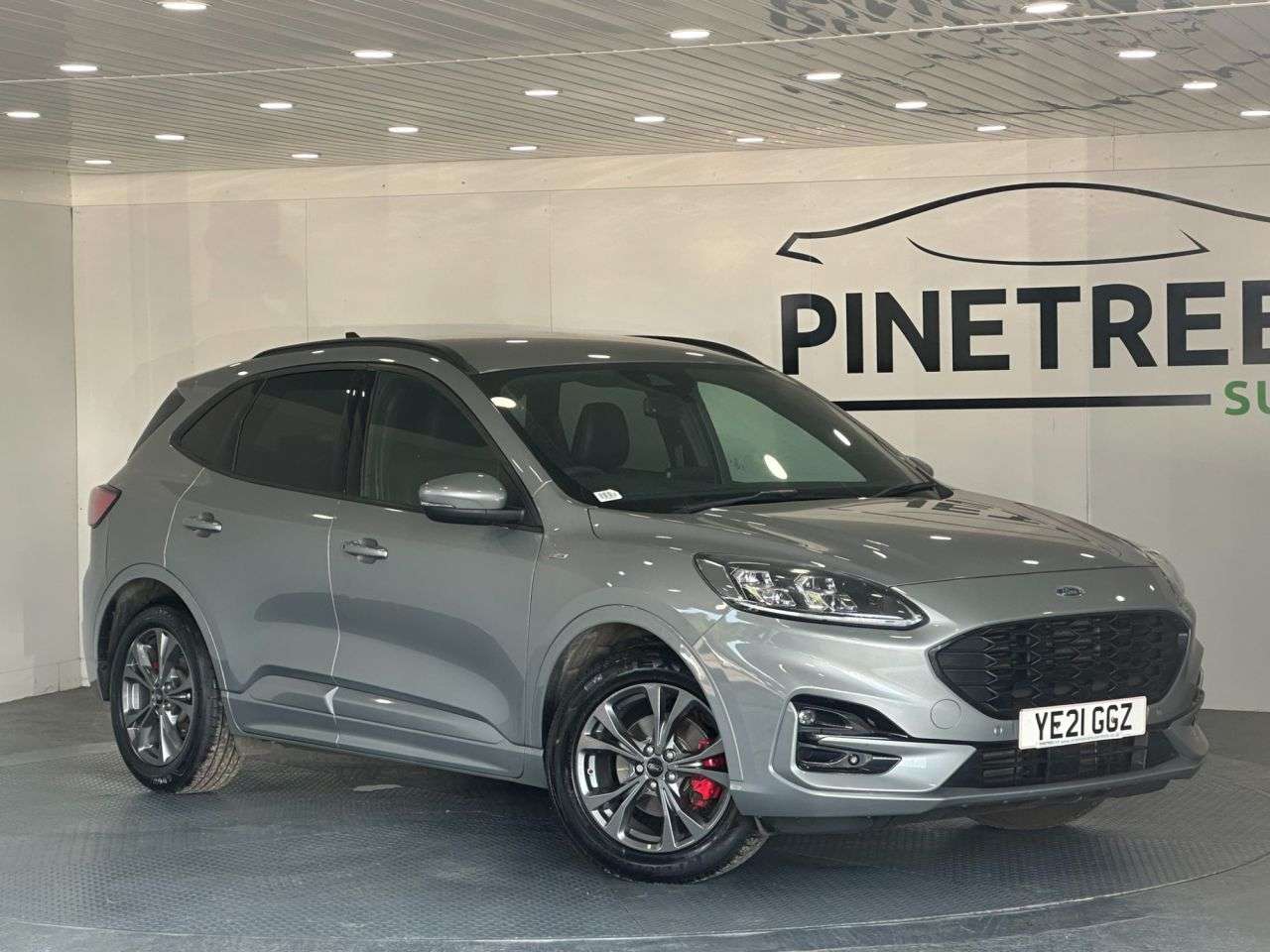 A 2021 FORD KUGA 1.5 EcoBlue ST-Line Edition SUV 5dr Diesel Manual Euro 6 (s/s) (120 ps) A 2021 FORD KUGA 1.5 EcoBlue ST-Line Edition SUV 5dr Diesel Manual Euro 6 (s/s) (120 ps)