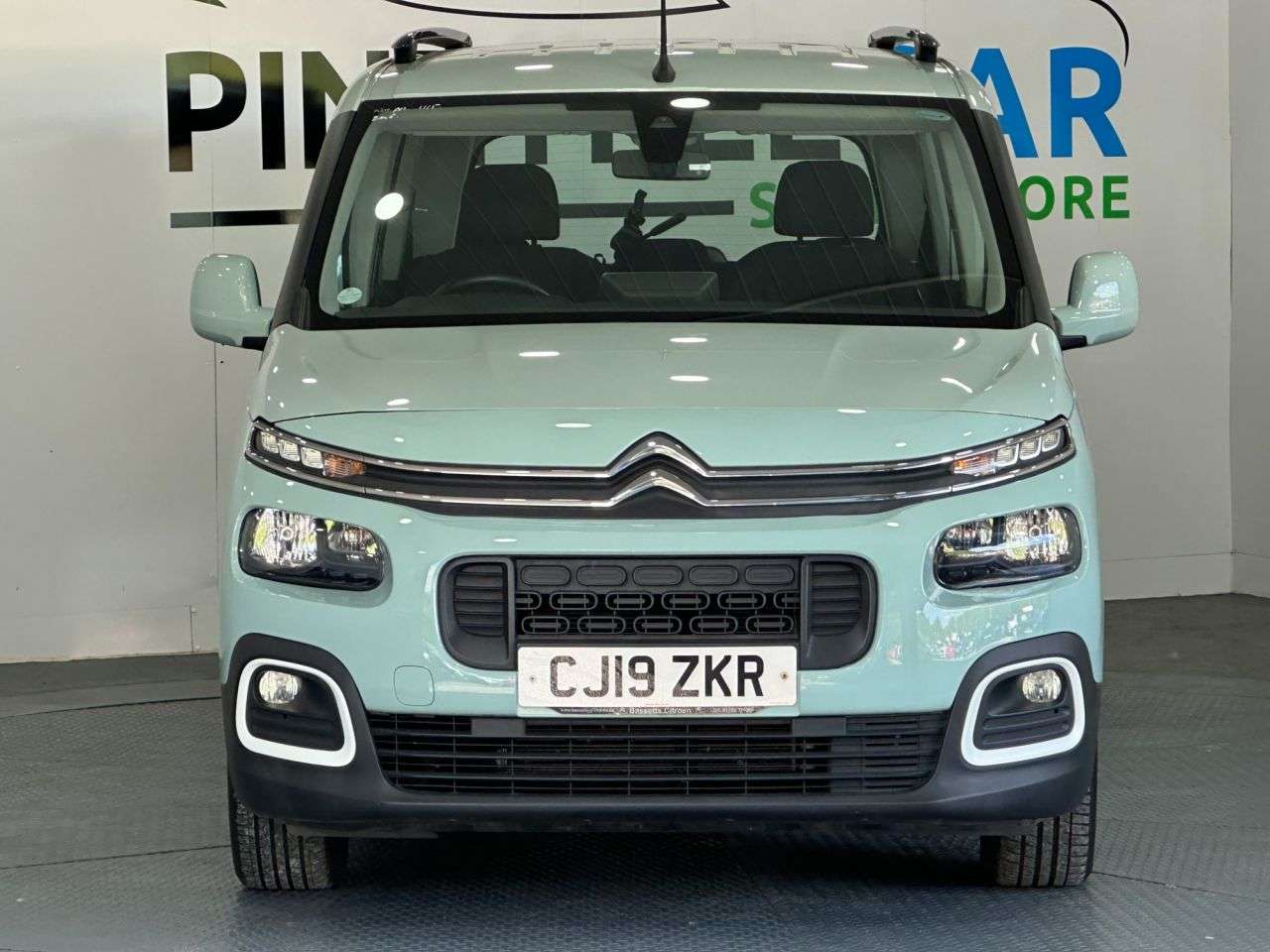 A 2019 CITROEN BERLINGO 1.5 BlueHDi Flair M MPV 5dr Diesel EAT Euro 6 (s/s) (130 ps) A 2019 CITROEN BERLINGO 1.5 BlueHDi Flair M MPV 5dr Diesel EAT Euro 6 (s/s) (130 ps)