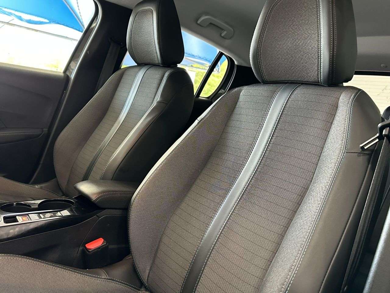 2020 PEUGEOT 208 2020 PEUGEOT 208