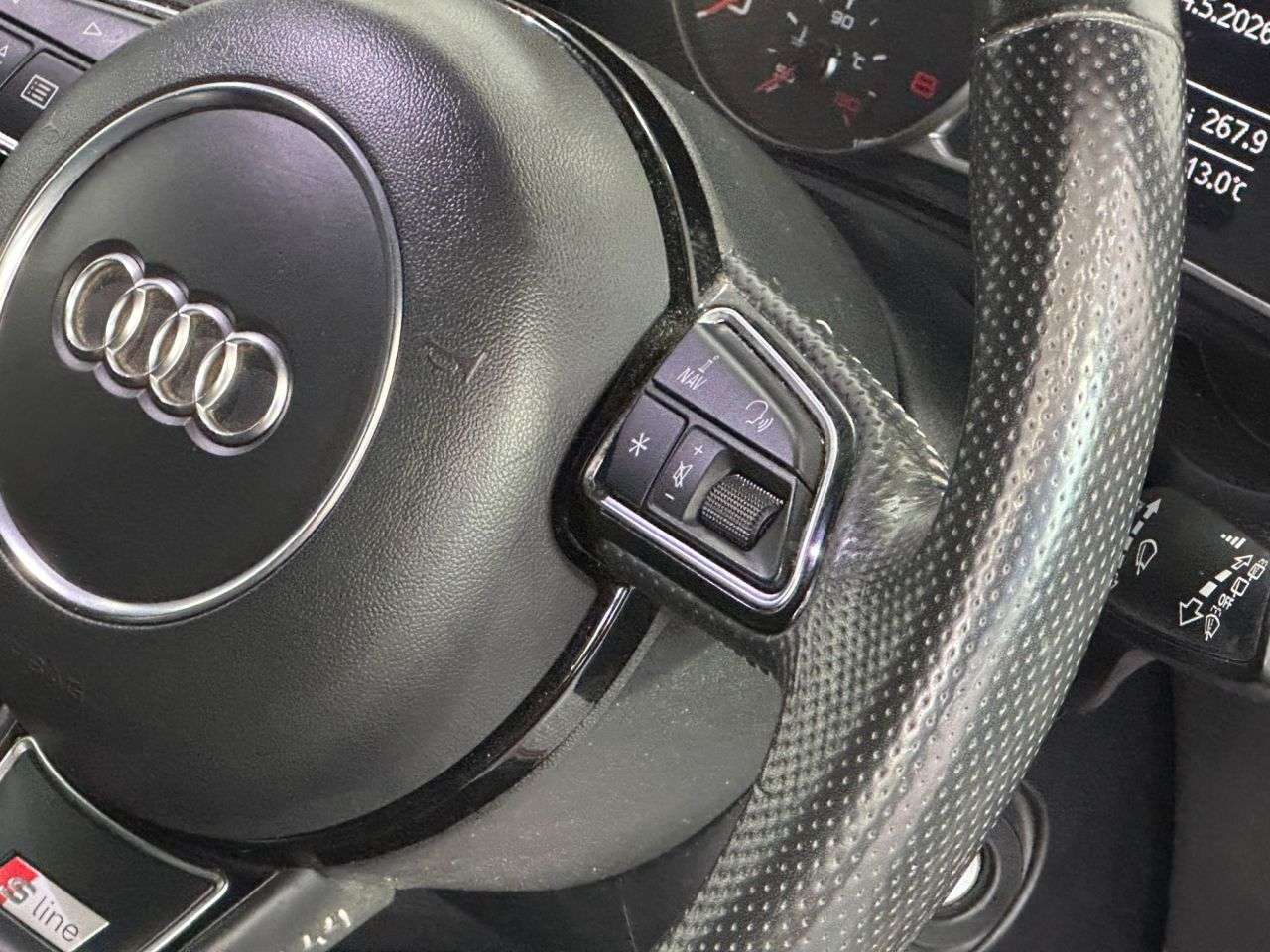 2017 AUDI A1 2017 AUDI A1