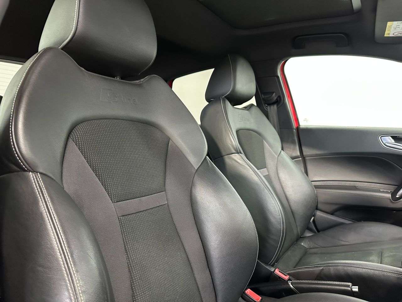 2017 AUDI A1 2017 AUDI A1