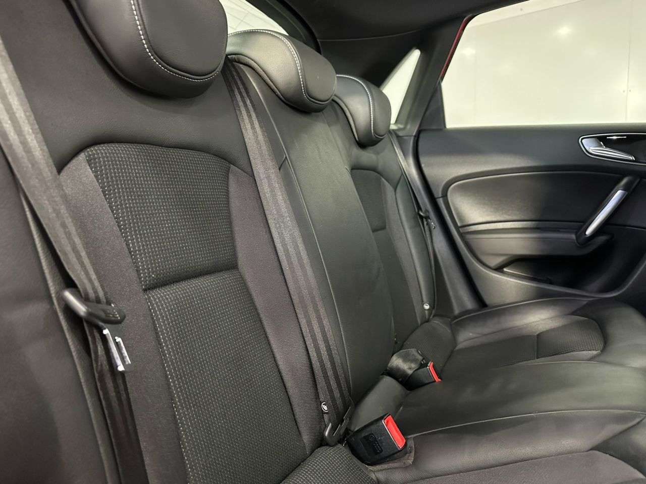 2017 AUDI A1 2017 AUDI A1