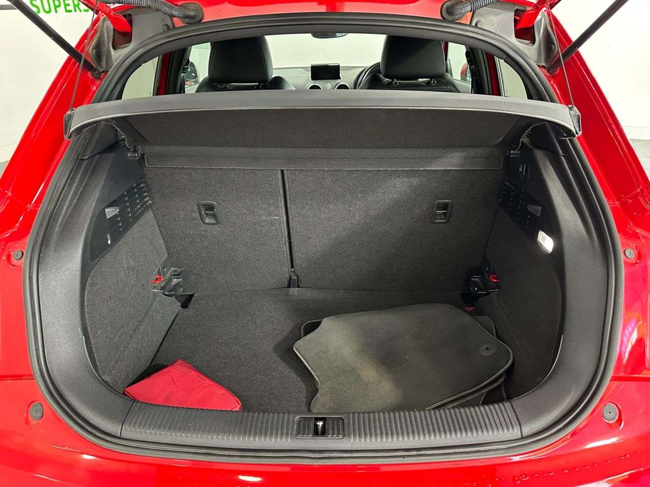 2017 AUDI A1 2017 AUDI A1