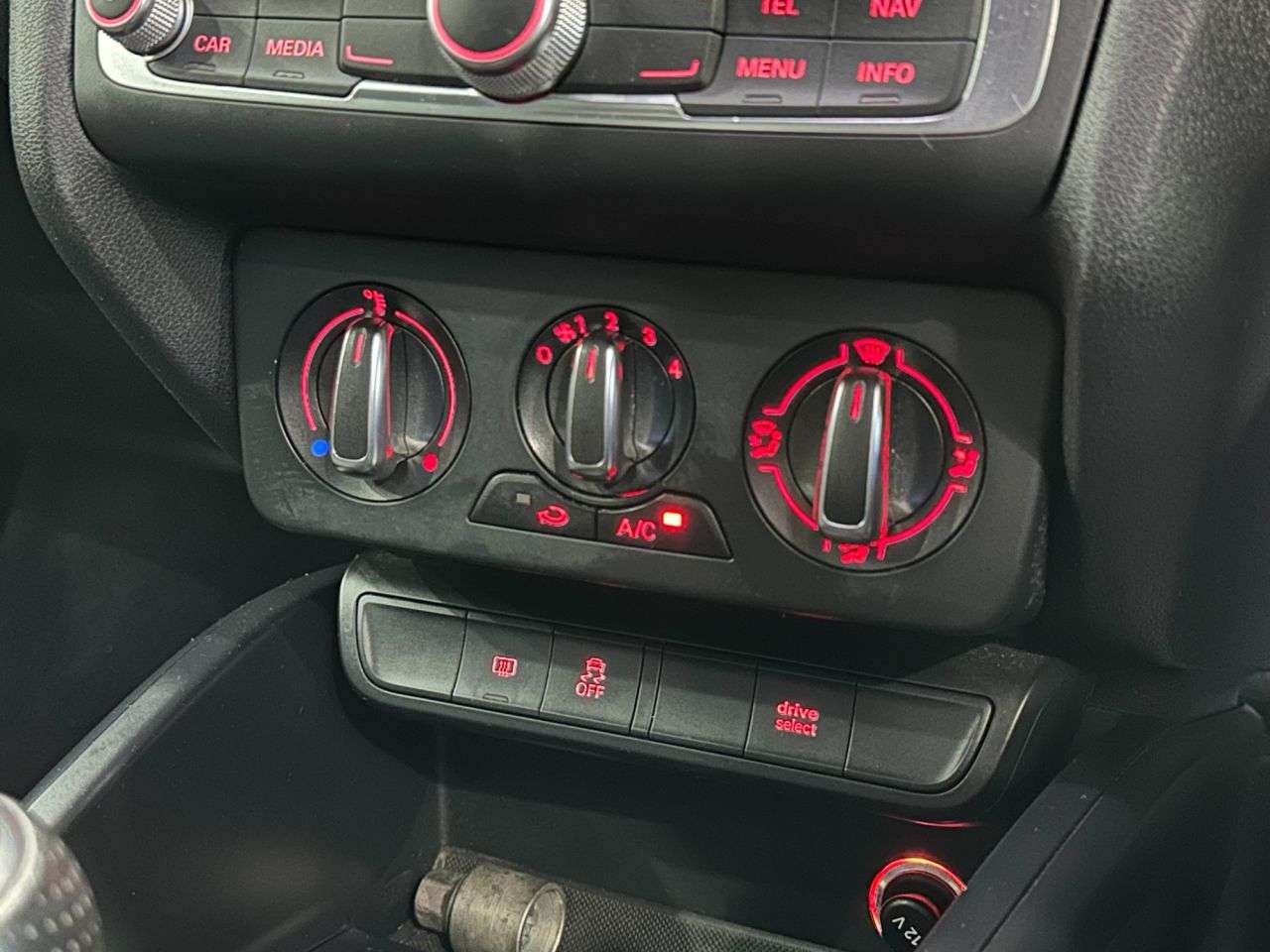 2017 AUDI A1 2017 AUDI A1