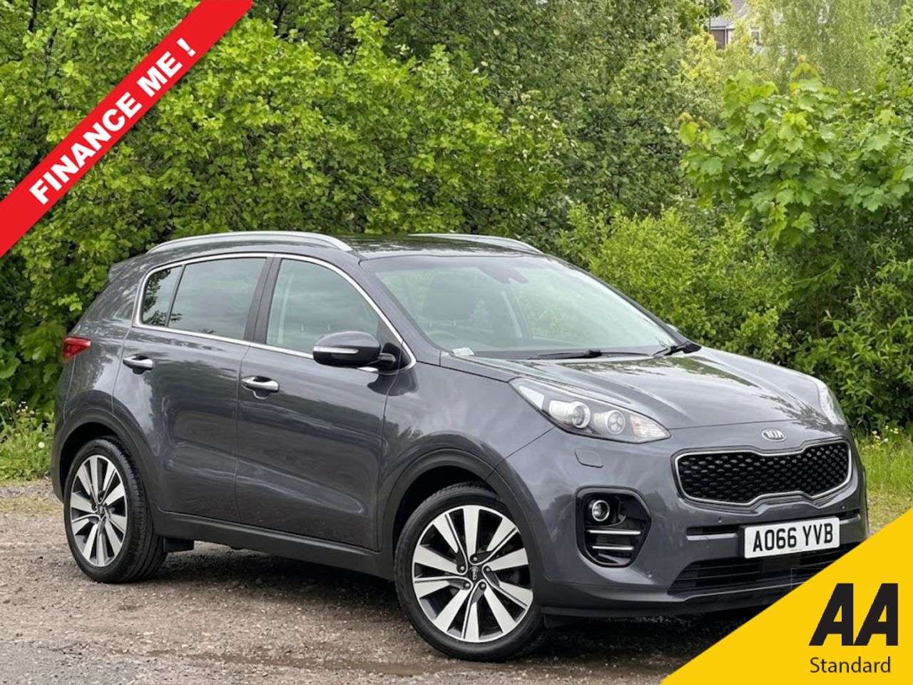 A 2017 KIA SPORTAGE 1.7 CRDi 4 SUV 5dr Diesel Manual Euro 6 (s/s) (114 bhp) A 2017 KIA SPORTAGE 1.7 CRDi 4 SUV 5dr Diesel Manual Euro 6 (s/s) (114 bhp)