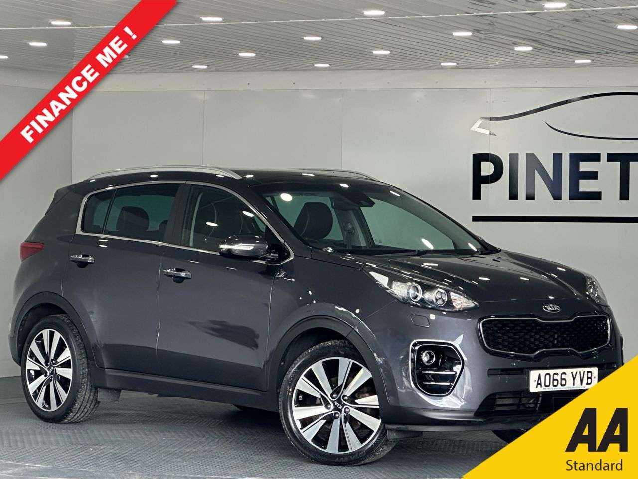 A 2017 KIA SPORTAGE 1.7 CRDi 4 SUV 5dr Diesel Manual Euro 6 (s/s) (114 bhp) A 2017 KIA SPORTAGE 1.7 CRDi 4 SUV 5dr Diesel Manual Euro 6 (s/s) (114 bhp)