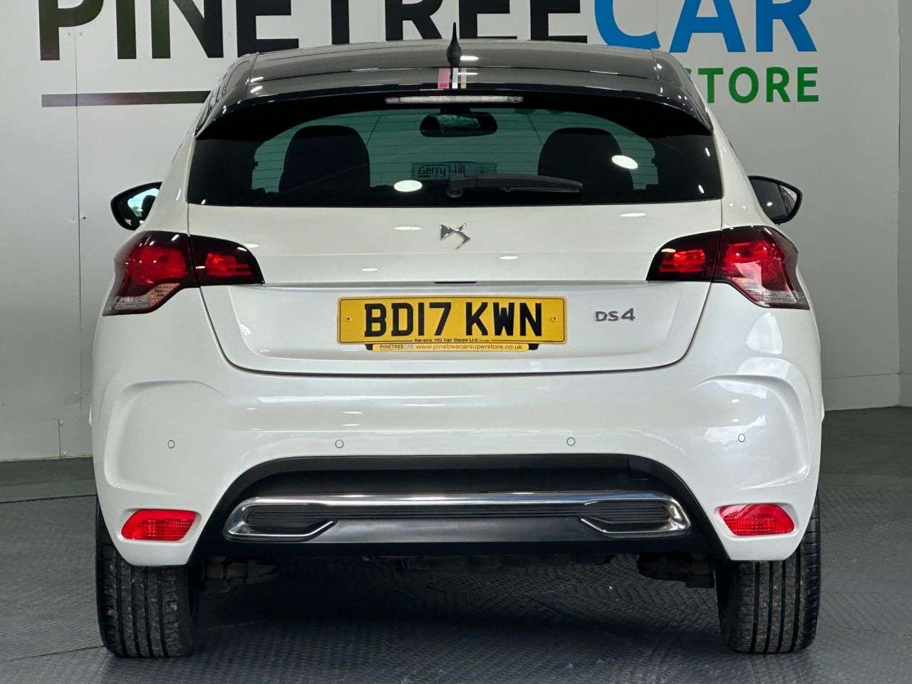 2017 DS AUTOMOBILES DS 4 2017 DS AUTOMOBILES DS 4