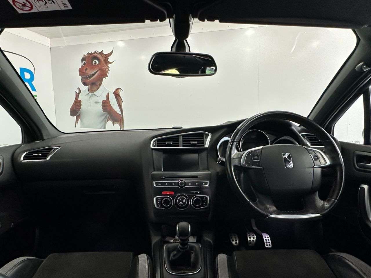 2017 DS AUTOMOBILES DS 4 2017 DS AUTOMOBILES DS 4