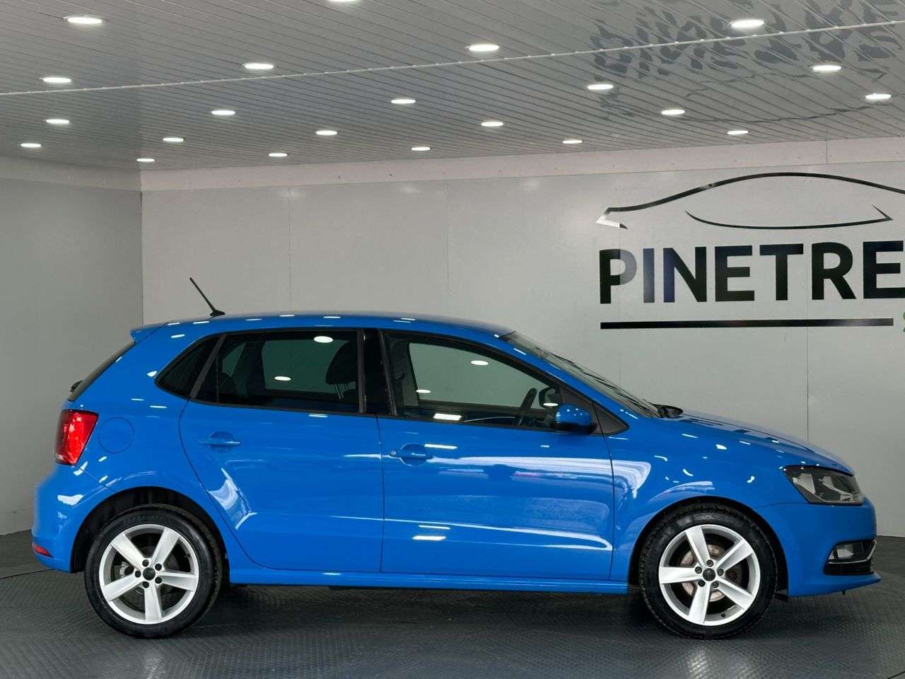 2014 VOLKSWAGEN POLO 2014 VOLKSWAGEN POLO