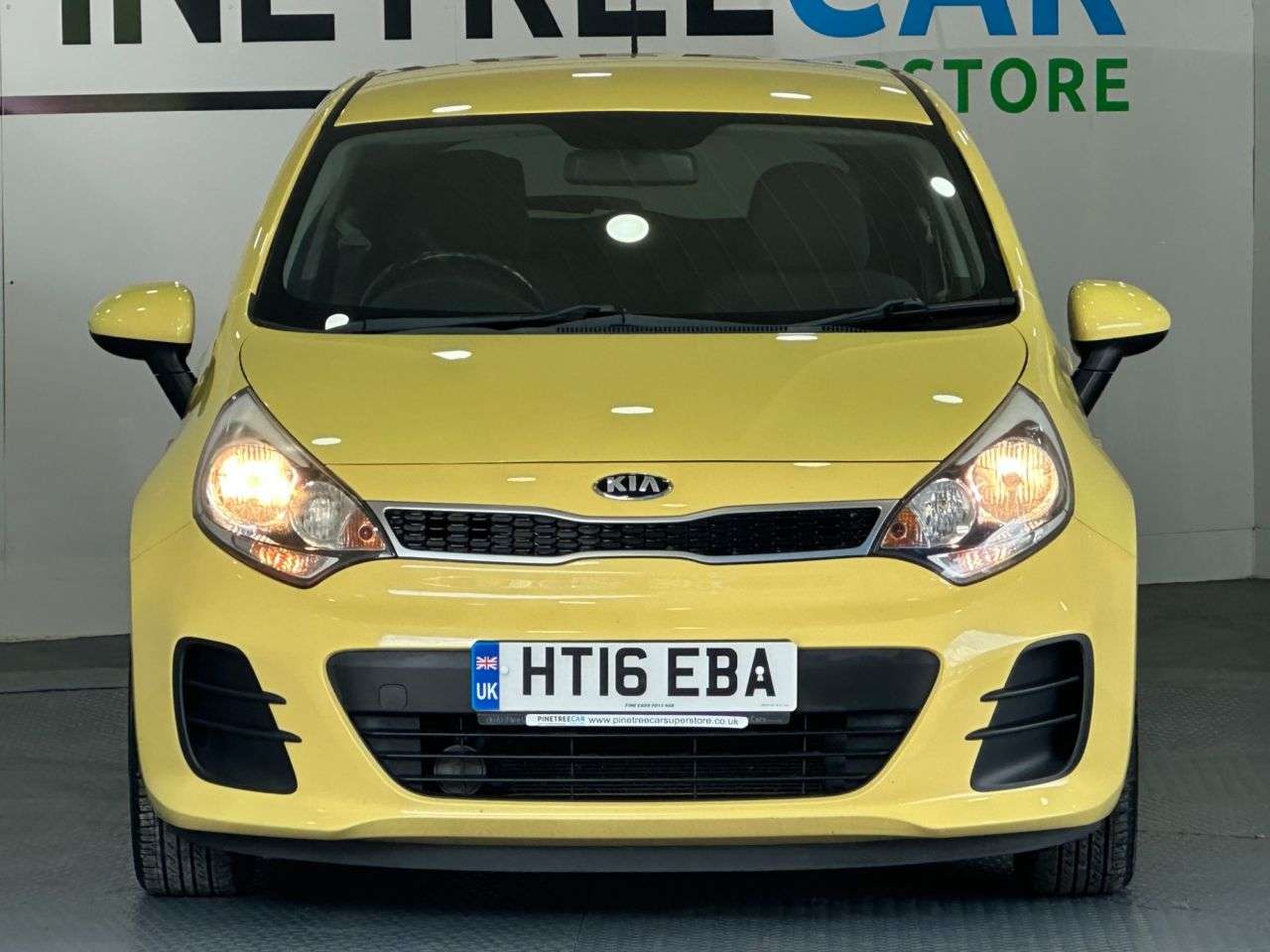 A 2016 KIA RIO 1.25 SR7 Hatchback 3dr Petrol Manual Euro 6 (84 bhp) A 2016 KIA RIO 1.25 SR7 Hatchback 3dr Petrol Manual Euro 6 (84 bhp)