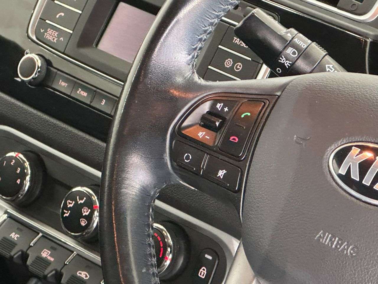 2016 KIA RIO 2016 KIA RIO