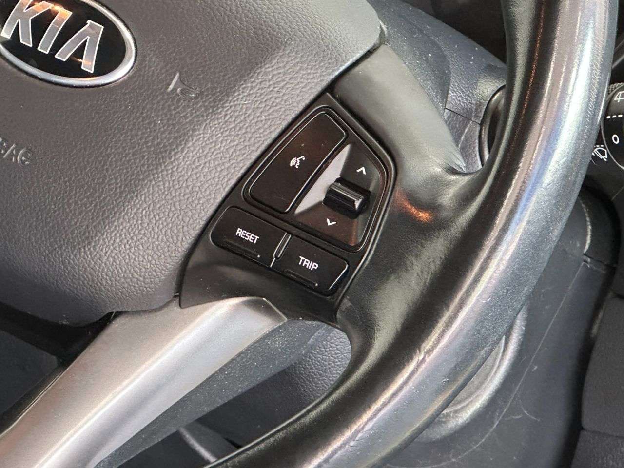 2016 KIA RIO 2016 KIA RIO