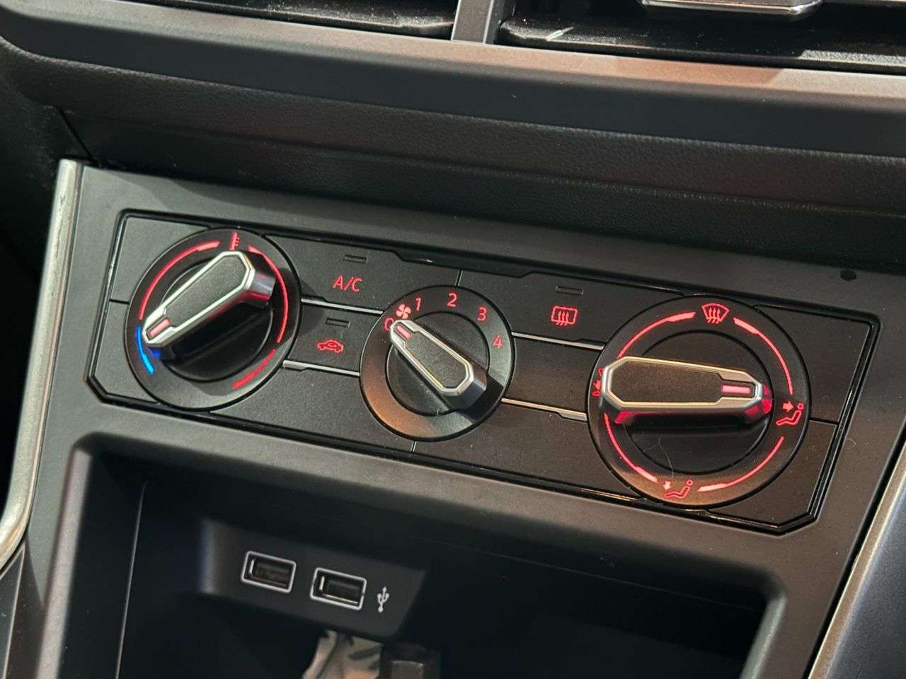 2018 VOLKSWAGEN POLO 2018 VOLKSWAGEN POLO