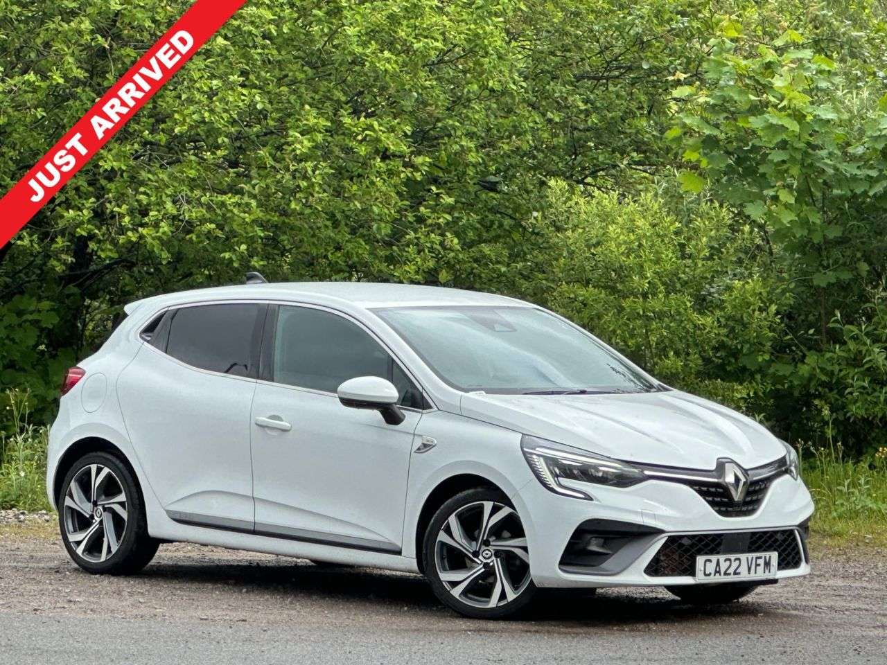 A 2022 RENAULT CLIO 1.0 TCe RS Line Hatchback 5dr Petrol Manual Euro 6 (s/s) (90 ps) A 2022 RENAULT CLIO 1.0 TCe RS Line Hatchback 5dr Petrol Manual Euro 6 (s/s) (90 ps)