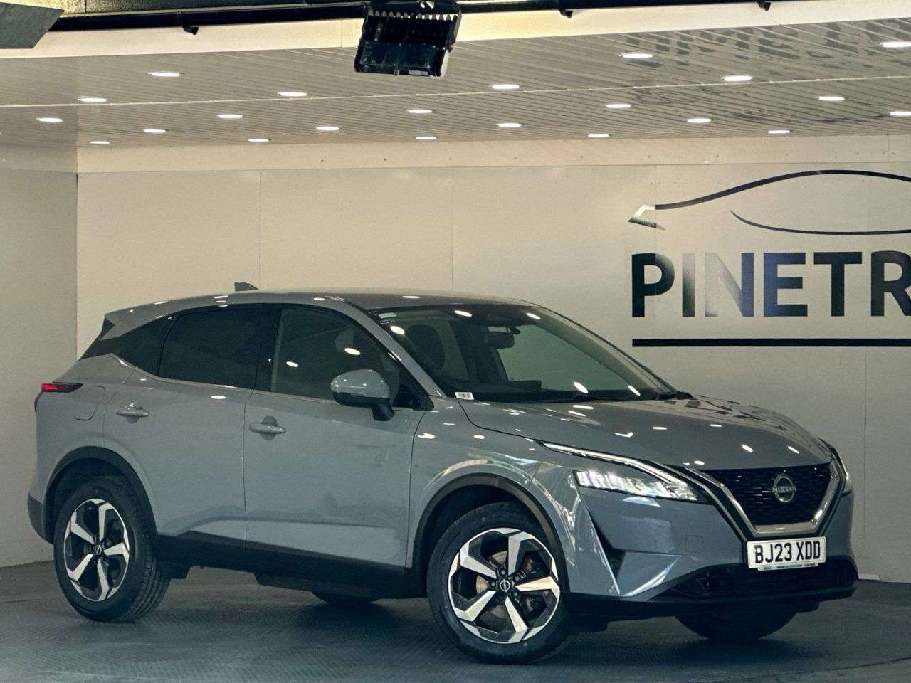 A 2023 NISSAN QASHQAI 1.3 DIG-T MHEV N-Connecta SUV 5dr Petrol Hybrid Manual Euro 6 (s/s) (140 ps A 2023 NISSAN QASHQAI 1.3 DIG-T MHEV N-Connecta SUV 5dr Petrol Hybrid Manual Euro 6 (s/s) (140 ps