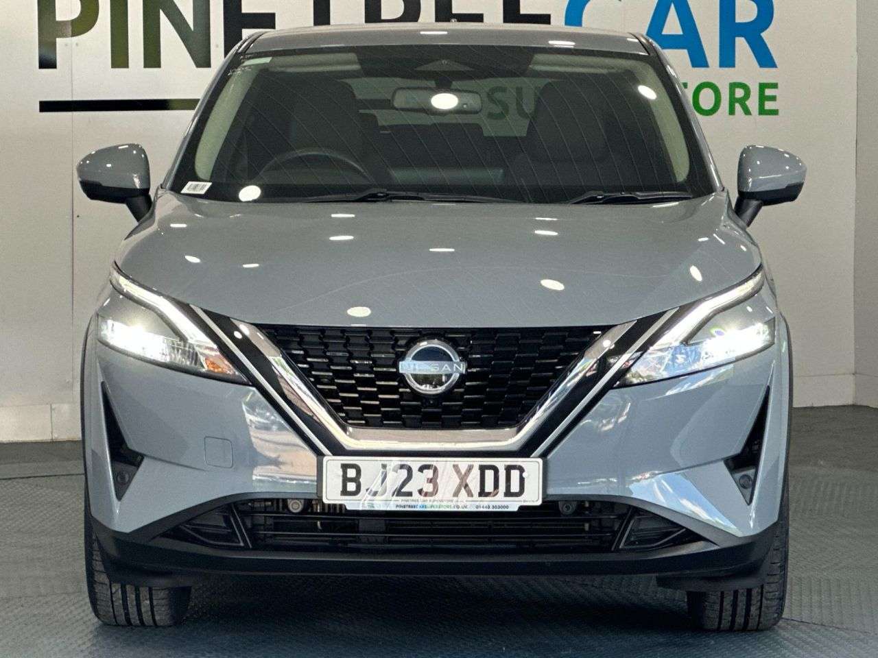 A 2023 NISSAN QASHQAI 1.3 DIG-T MHEV N-Connecta SUV 5dr Petrol Hybrid Manual Euro 6 (s/s) (140 ps A 2023 NISSAN QASHQAI 1.3 DIG-T MHEV N-Connecta SUV 5dr Petrol Hybrid Manual Euro 6 (s/s) (140 ps