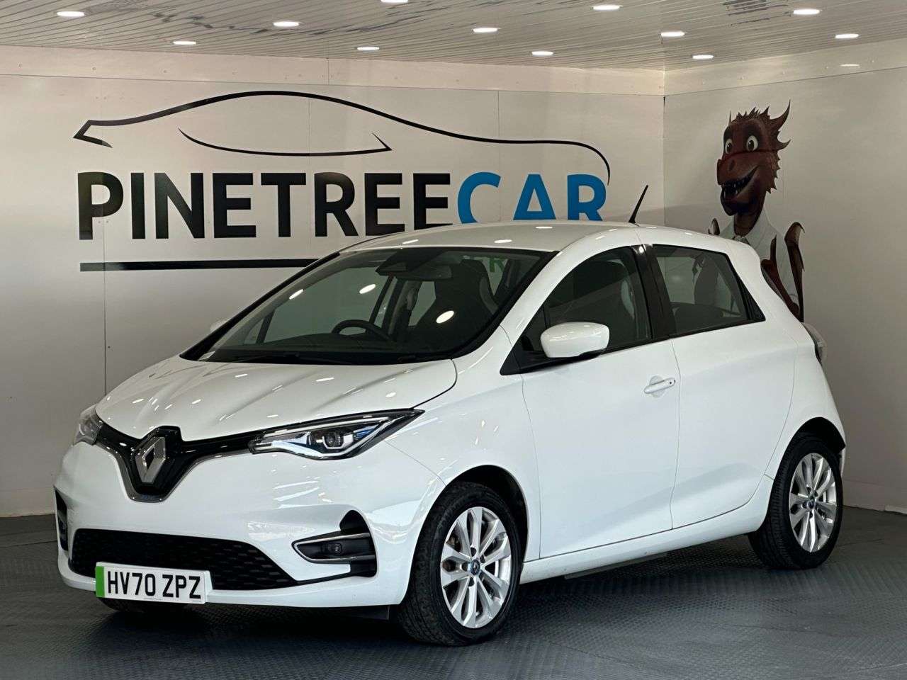 A 2020 RENAULT ZOE R135 52kWh Iconic Hatchback 5dr Electric Auto (i, Rapid Charge) (134 bhp) A 2020 RENAULT ZOE R135 52kWh Iconic Hatchback 5dr Electric Auto (i, Rapid Charge) (134 bhp)