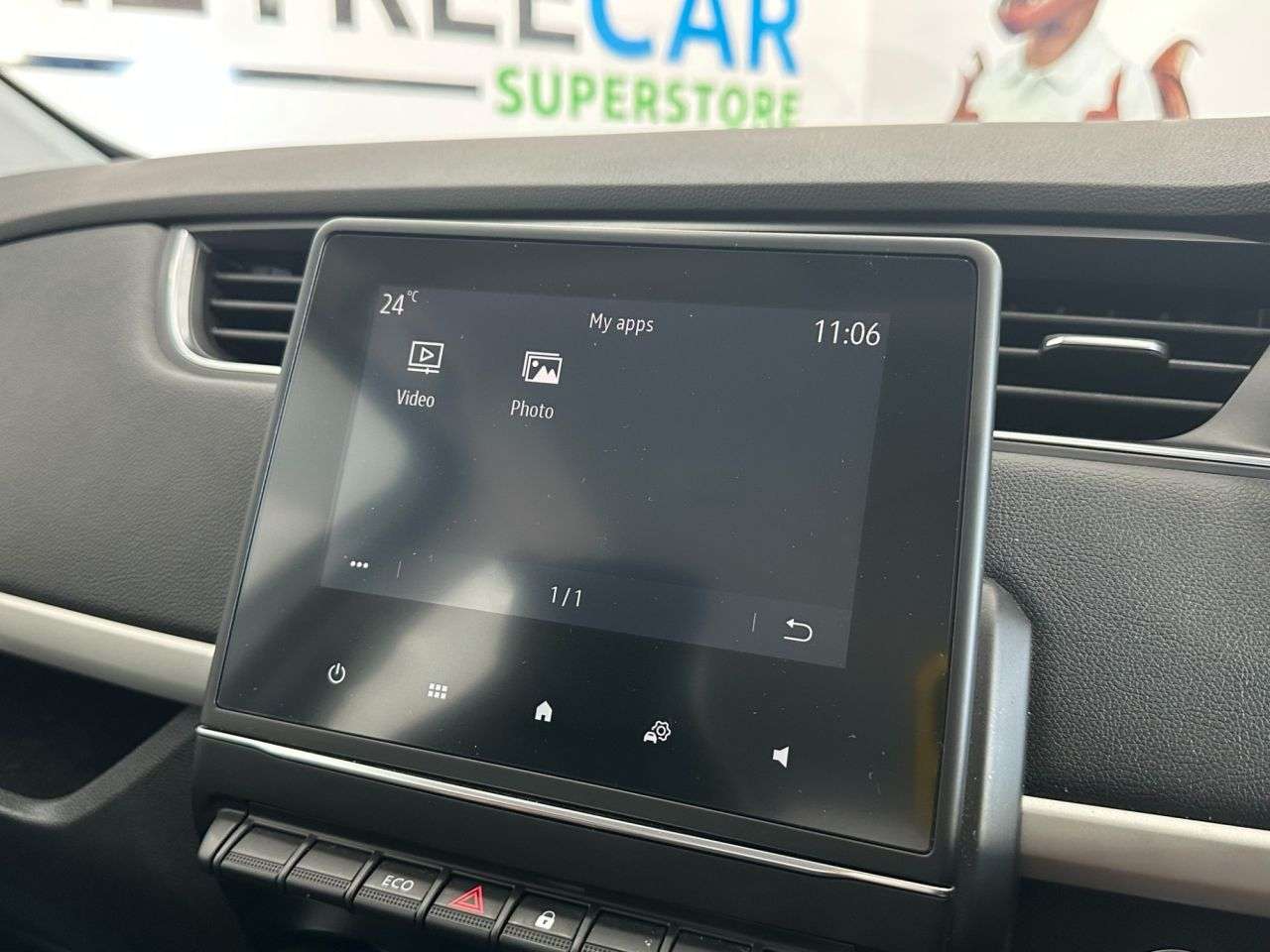 2020 RENAULT ZOE 2020 RENAULT ZOE