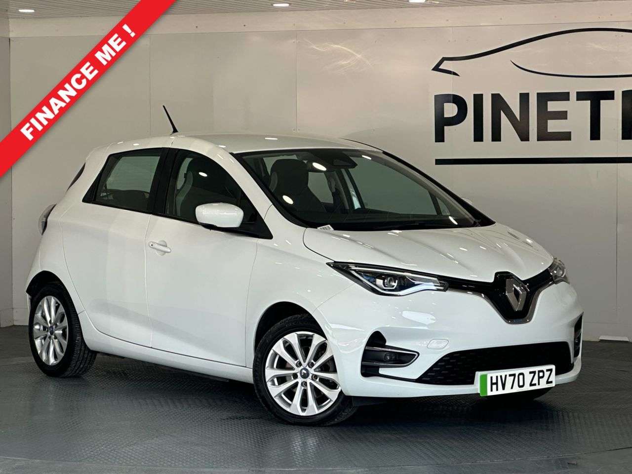 A 2020 RENAULT ZOE R135 52kWh Iconic Hatchback 5dr Electric Auto (i, Rapid Charge) (134 bhp) A 2020 RENAULT ZOE R135 52kWh Iconic Hatchback 5dr Electric Auto (i, Rapid Charge) (134 bhp)