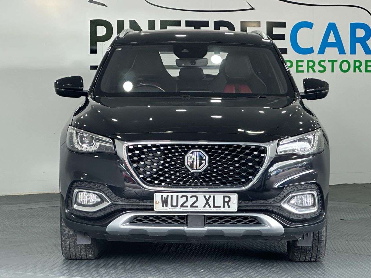 A 2022 MG MG HS 1.5 T-GDI Exclusive SUV 5dr Petrol DCT Euro 6 (s/s) (162 ps) A 2022 MG MG HS 1.5 T-GDI Exclusive SUV 5dr Petrol DCT Euro 6 (s/s) (162 ps)