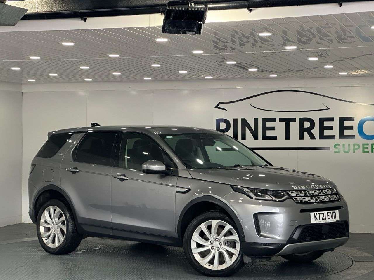 A 2021 LAND ROVER DISCOVERY SPORT 2.0 D200 MHEV HSE SUV 5dr Diesel Auto 4WD Euro 6 (s/s) (204 ps) A 2021 LAND ROVER DISCOVERY SPORT 2.0 D200 MHEV HSE SUV 5dr Diesel Auto 4WD Euro 6 (s/s) (204 ps)