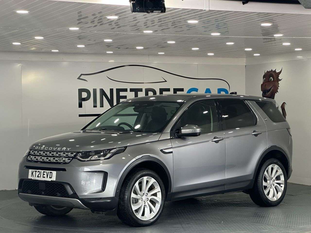 A 2021 LAND ROVER DISCOVERY SPORT 2.0 D200 MHEV HSE SUV 5dr Diesel Auto 4WD Euro 6 (s/s) (204 ps) A 2021 LAND ROVER DISCOVERY SPORT 2.0 D200 MHEV HSE SUV 5dr Diesel Auto 4WD Euro 6 (s/s) (204 ps)