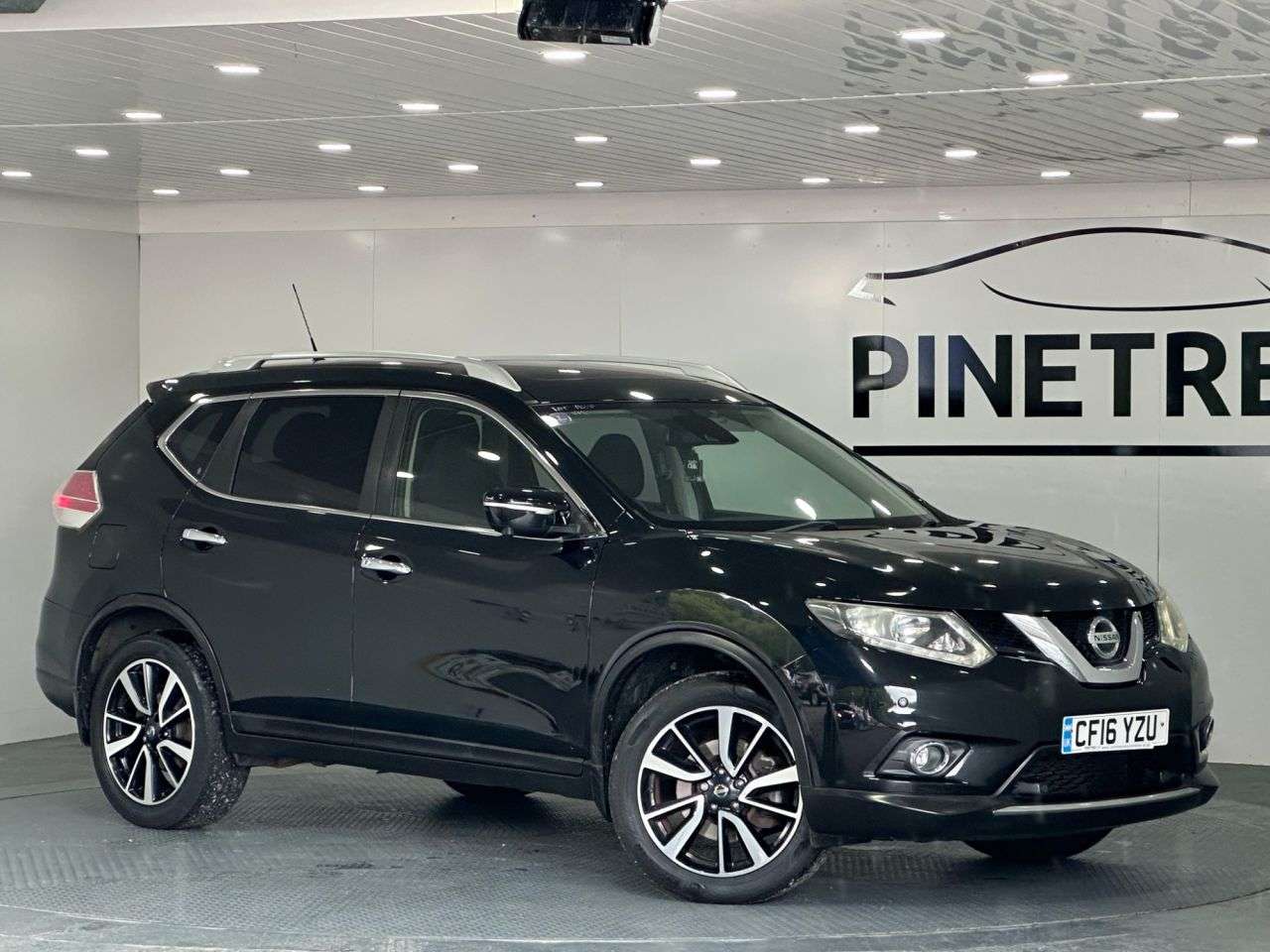 A 2016 NISSAN X-TRAIL 1.6 DIG-T n-tec SUV 5dr Petrol Manual Euro 6 (s/s) (163 ps) A 2016 NISSAN X-TRAIL 1.6 DIG-T n-tec SUV 5dr Petrol Manual Euro 6 (s/s) (163 ps)