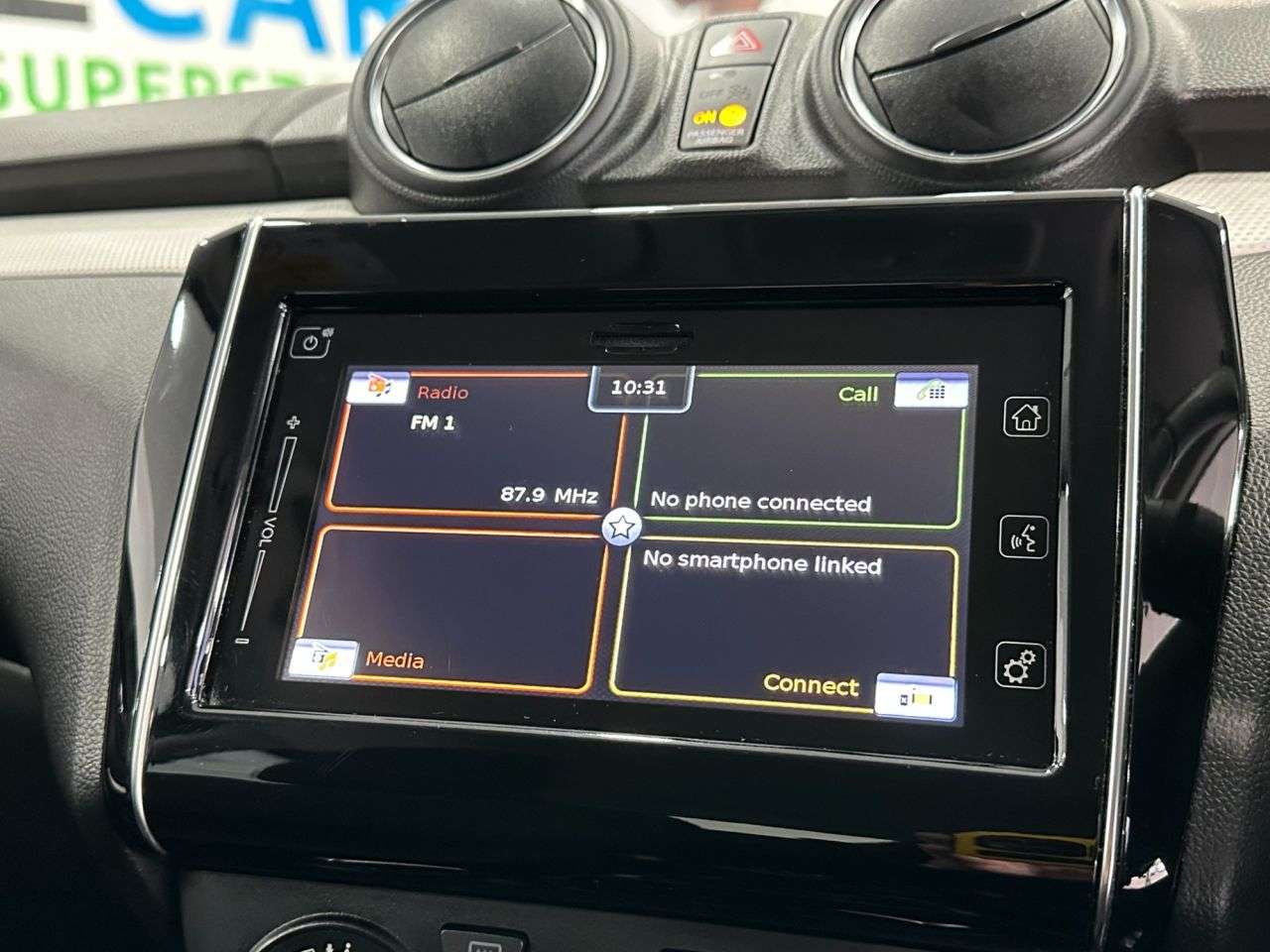 2023 SUZUKI SWIFT 2023 SUZUKI SWIFT