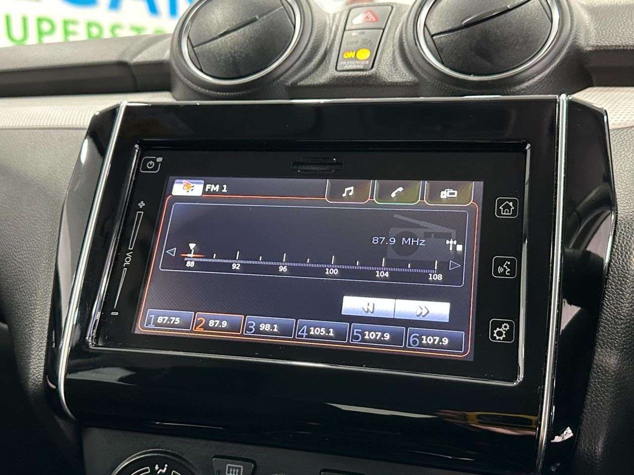2023 SUZUKI SWIFT 2023 SUZUKI SWIFT