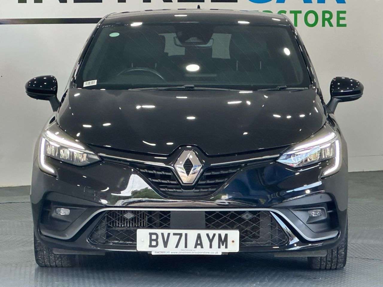 A 2021 RENAULT CLIO 1.0 TCe RS Line Hatchback 5dr Petrol Manual Euro 6 (s/s) (90 ps) A 2021 RENAULT CLIO 1.0 TCe RS Line Hatchback 5dr Petrol Manual Euro 6 (s/s) (90 ps)