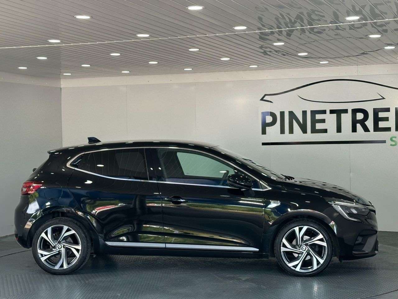2021 RENAULT CLIO 2021 RENAULT CLIO