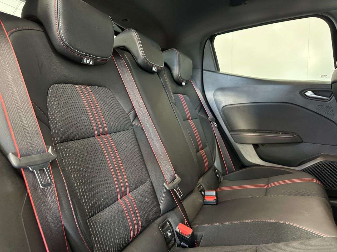 2021 RENAULT CLIO 2021 RENAULT CLIO
