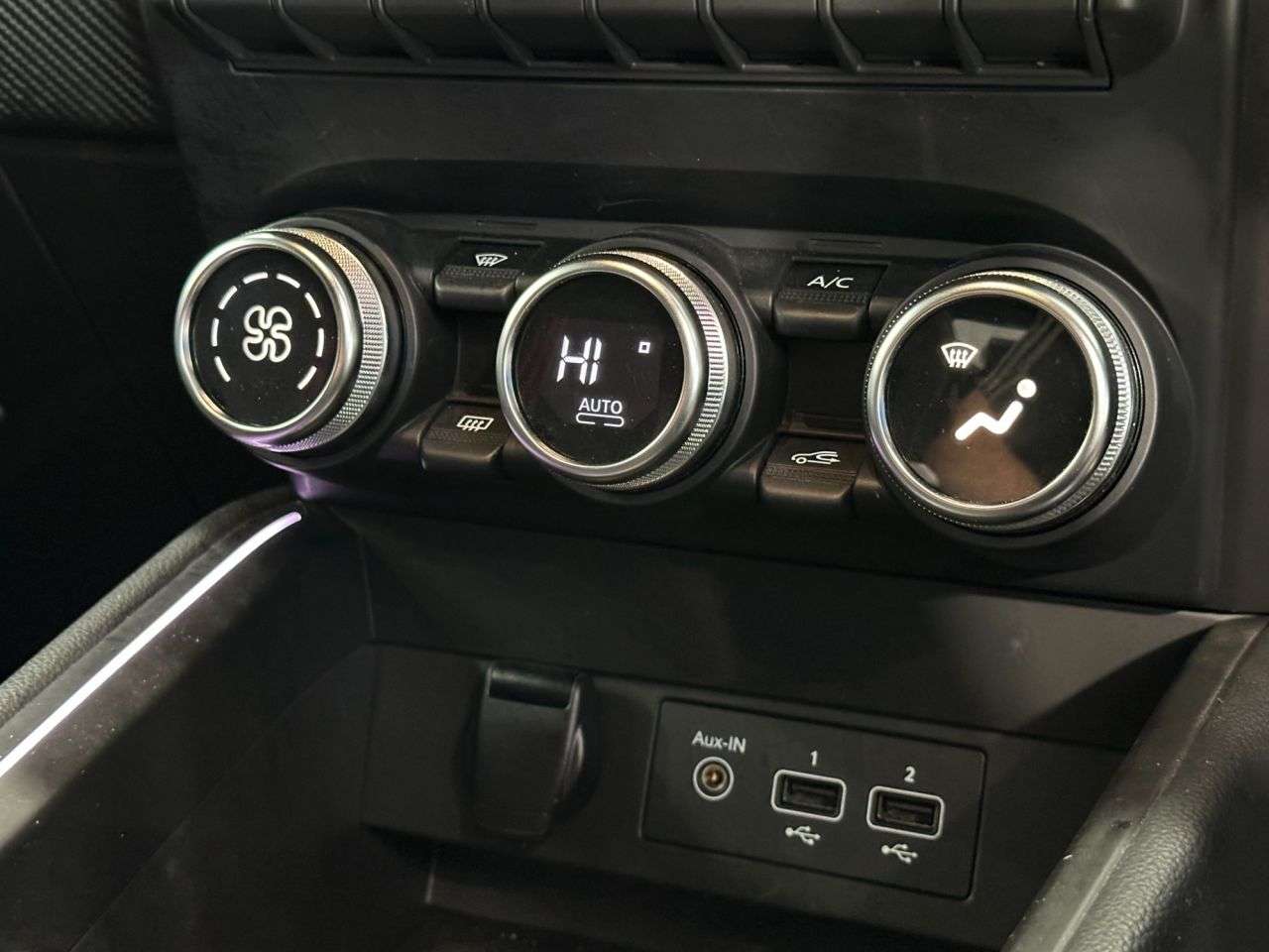 2021 RENAULT CLIO 2021 RENAULT CLIO
